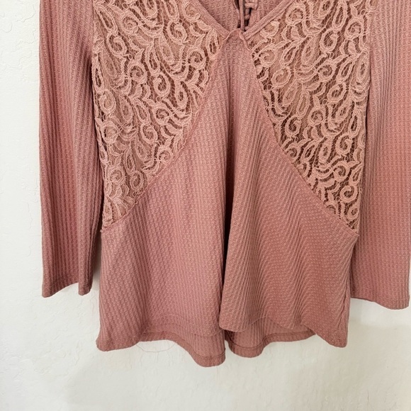 Love Fire Dusty Rose Solid Long Sleeve Waffle lace Knit M - Picture 3 of 8